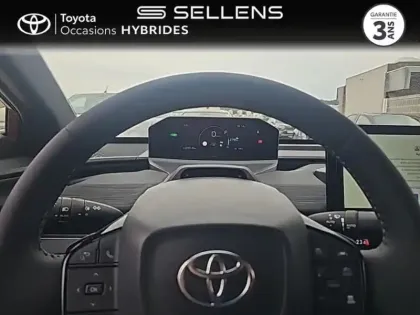 Photo 12 Toyota C-HR + 224ch 77kWh Design Grande Autonomie NG25