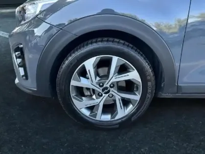 Photo 10 Kia Stonic  1.0 T-GDi 120ch MHEV GT Line