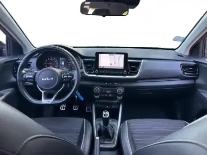 Photo 12 Kia Stonic  1.0 T-GDi 120ch MHEV GT Line