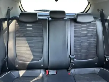 Photo 13 Kia Stonic  1.0 T-GDi 120ch MHEV GT Line