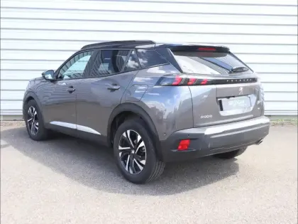 Photo 6 Peugeot 2008  1.5 BlueHDi 110ch S&S GT
