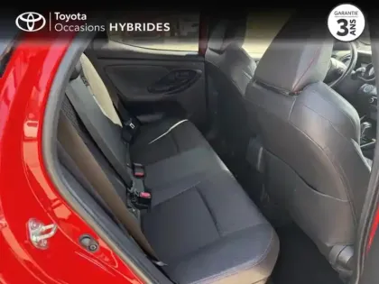 Photo 6 Toyota Yaris  116h Première 5p