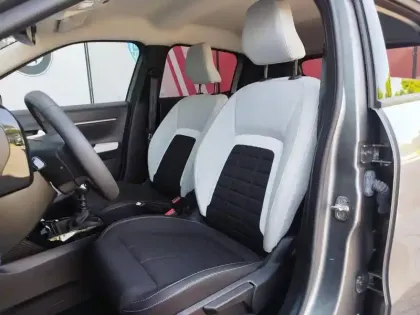 Photo 10 Citroën C3  1.2 Turbo 100ch MAX