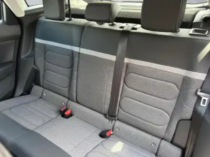 Photo 27 Citroën C4  1.2 PureTech 130ch S&S PLUS Automatique