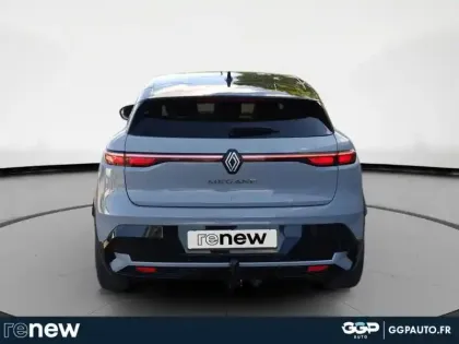 Photo 18 Renault Megane  E-Tech Electric EV60 220ch Iconic super charge