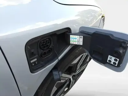 Photo 9 Renault Megane  E-Tech Electric EV60 220ch Iconic super charge