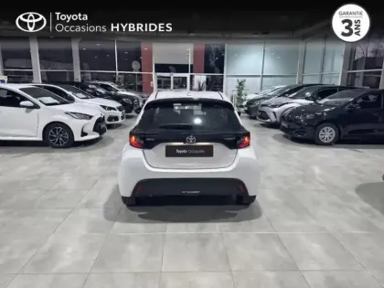 Photo 9 Toyota Yaris  116h Dynamic Business 5p + Programme Beyond Zero Academy MY21
