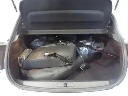 Photo 12 Peugeot 208  1.2 Hybrid 136ch GT e-DCS6