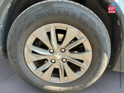 Photo 9 Peugeot 2008  1.2 PureTech 100ch S&S Style