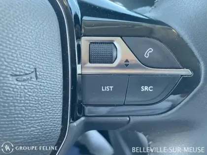 Photo 12 Peugeot 208  e- 136ch Style