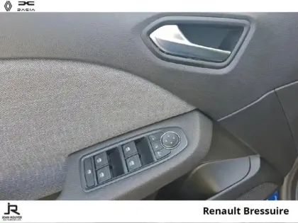 Photo 13 Renault Clio  1.6 E-Tech 145ch full hybrid Techno - 25b