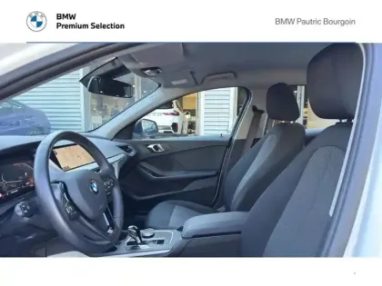 Photo 14 BMW Serie 1 Série 1 116iA 109ch Business Design DKG7
