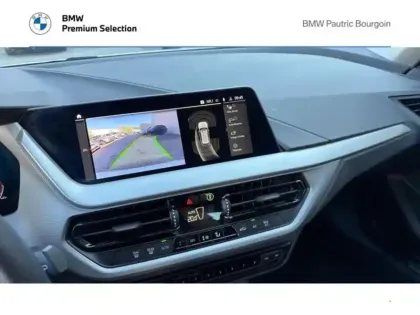 Photo 11 BMW Serie 1 Série 1 116iA 109ch Business Design DKG7