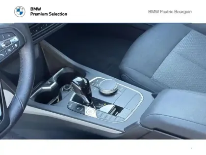 Photo 10 BMW Serie 1 Série 1 116iA 109ch Business Design DKG7