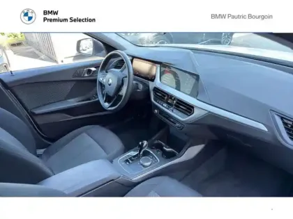 Photo 8 BMW Serie 1 Série 1 116iA 109ch Business Design DKG7