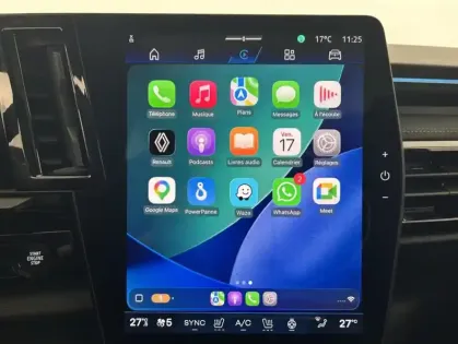 Photo 24 Renault Austral full hybrid E-Tech 200 ch Esprit Alpine 5p