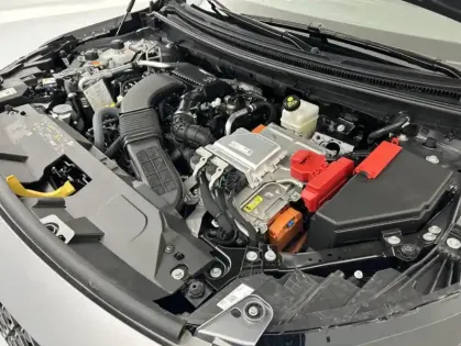 Photo 27 Renault Austral full hybrid E-Tech 200 ch Esprit Alpine 5p