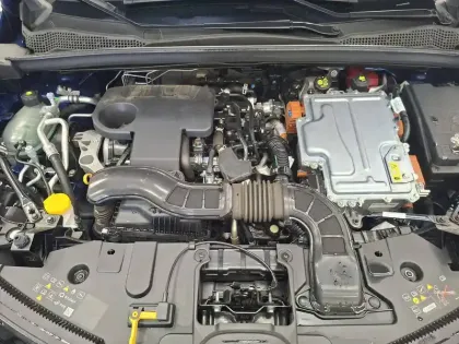Photo 38 Renault Captur  E-Tech full hybrid 145