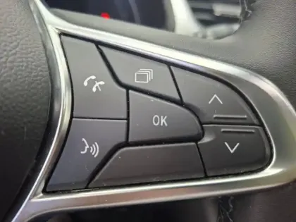 Photo 34 Renault Captur  E-Tech full hybrid 145
