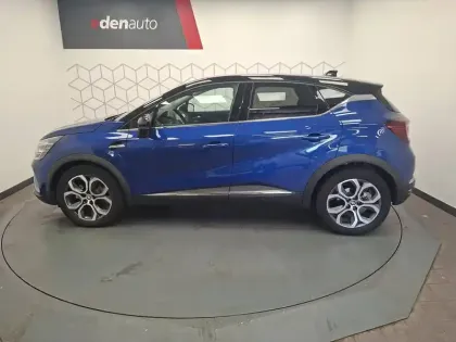 Photo 10 Renault Captur  E-Tech full hybrid 145