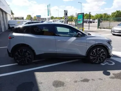Photo 17 Renault Megane  E-Tech 220 ch autonomie confort