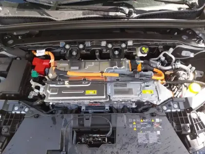 Photo 6 Renault Megane  E-Tech 220 ch autonomie confort