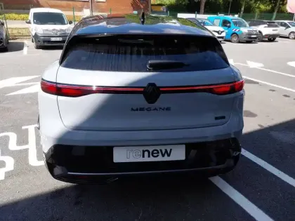Photo 15 Renault Megane  E-Tech 220 ch autonomie confort
