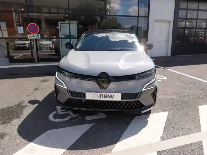 Photo 19 Renault Megane  E-Tech 220 ch autonomie confort