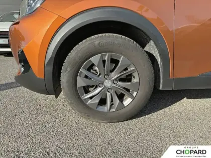 Photo 24 Peugeot 2008  PureTech 100 S&S BVM6