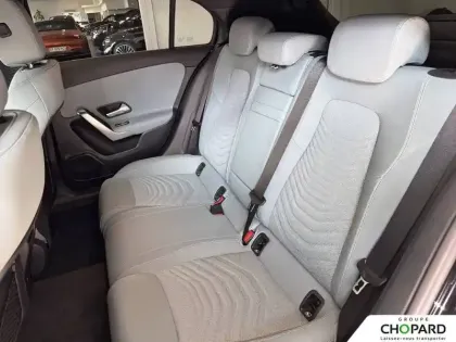 Photo 17 Mercedes Classe A  200 d