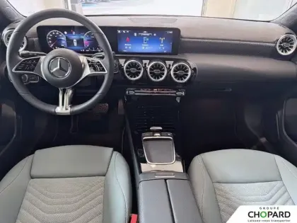 Photo 11 Mercedes Classe A  200 d