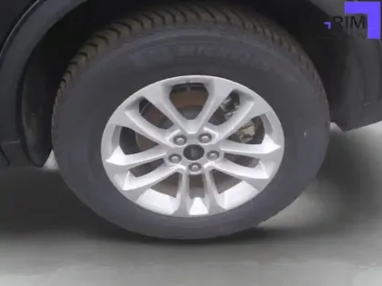 Photo 14 Ford Kuga  2.5 Duratec 180 ch FlexiFuel FHEV E85 Powershift