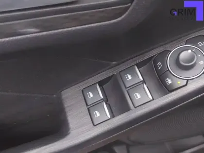 Photo 22 Ford Kuga  2.5 Duratec 180 ch FlexiFuel FHEV E85 Powershift