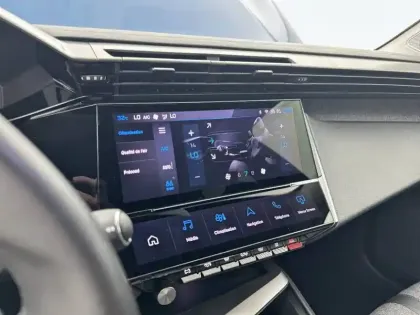 Photo 20 Peugeot 408  PHEV 180 e-EAT8