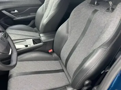 Photo 10 Peugeot 408  PHEV 180 e-EAT8