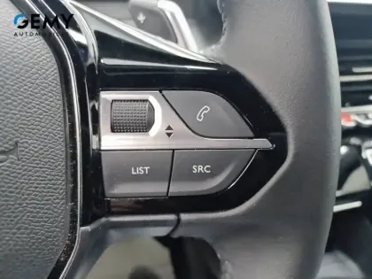Photo 12 Peugeot 2008  Hybrid 145 e-DCS6