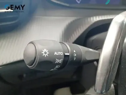 Photo 14 Peugeot 2008  Hybrid 145 e-DCS6
