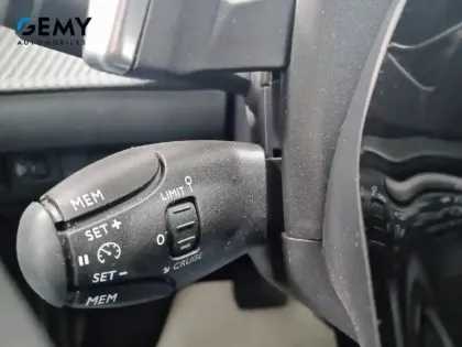 Photo 13 Peugeot 2008  Hybrid 145 e-DCS6