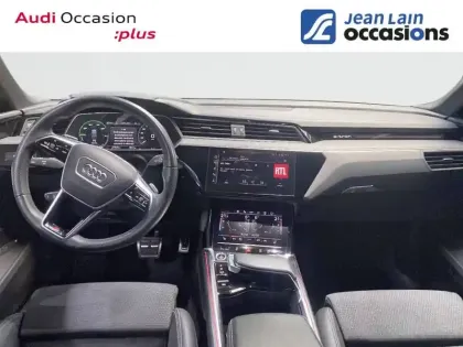 Photo 17 Audi E-tron Q8  55 408 ch 114 kWh Quattro