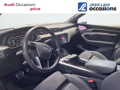 Photo 10 Audi E-tron Q8  55 408 ch 114 kWh Quattro