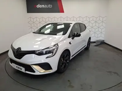 Photo Renault Clio E-tech Engineered