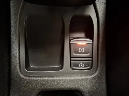 Photo 42 Renault Clio  E-Tech hybride 145