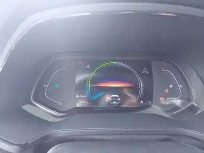 Photo 9 Renault Captur  E-Tech hybride 145