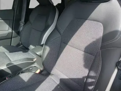 Photo 10 Renault Captur  E-Tech hybride 145