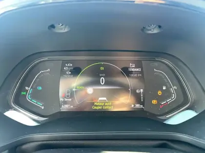 Photo 15 Renault Captur  E-Tech full hybrid 145