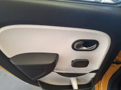 Photo 19 Renault Twingo  III E-Tech