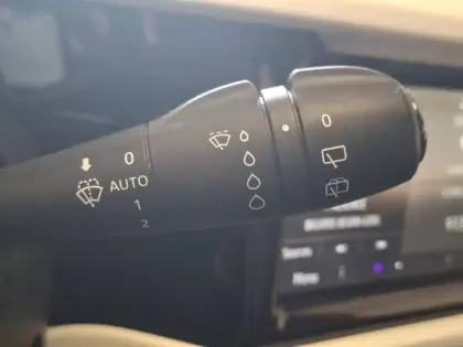 Photo 35 Renault Twingo  III E-Tech