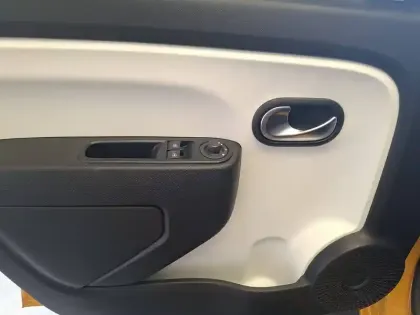 Photo 14 Renault Twingo  III E-Tech