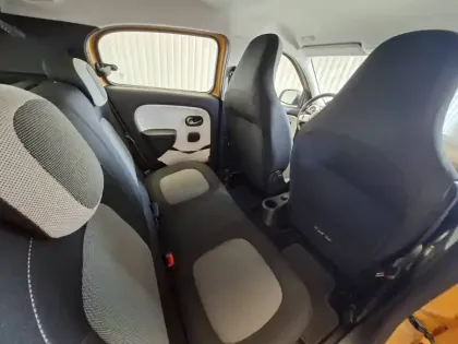 Photo 24 Renault Twingo  III E-Tech