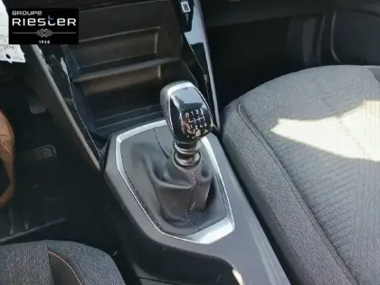 Photo 18 Peugeot 2008  100 S&S BVM6